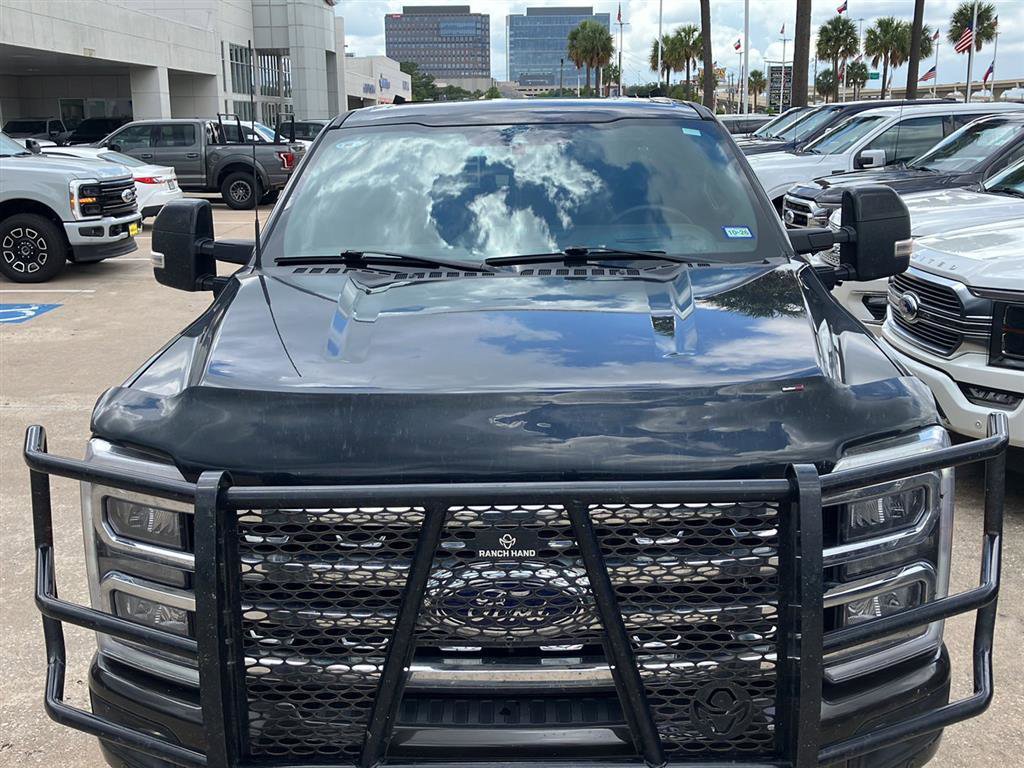 Used 2024 Ford F350 King Ranch w/ FX4 Off-Road Package AWD/4WD image 2