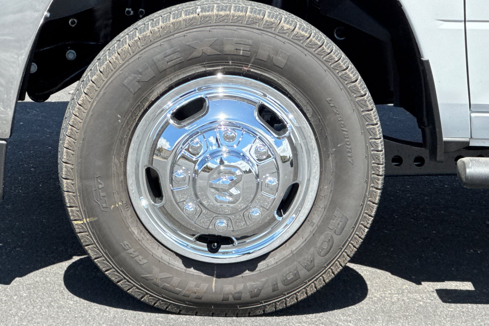 New 2027 RAM 3500 Tradesman AWD/4WD image 24