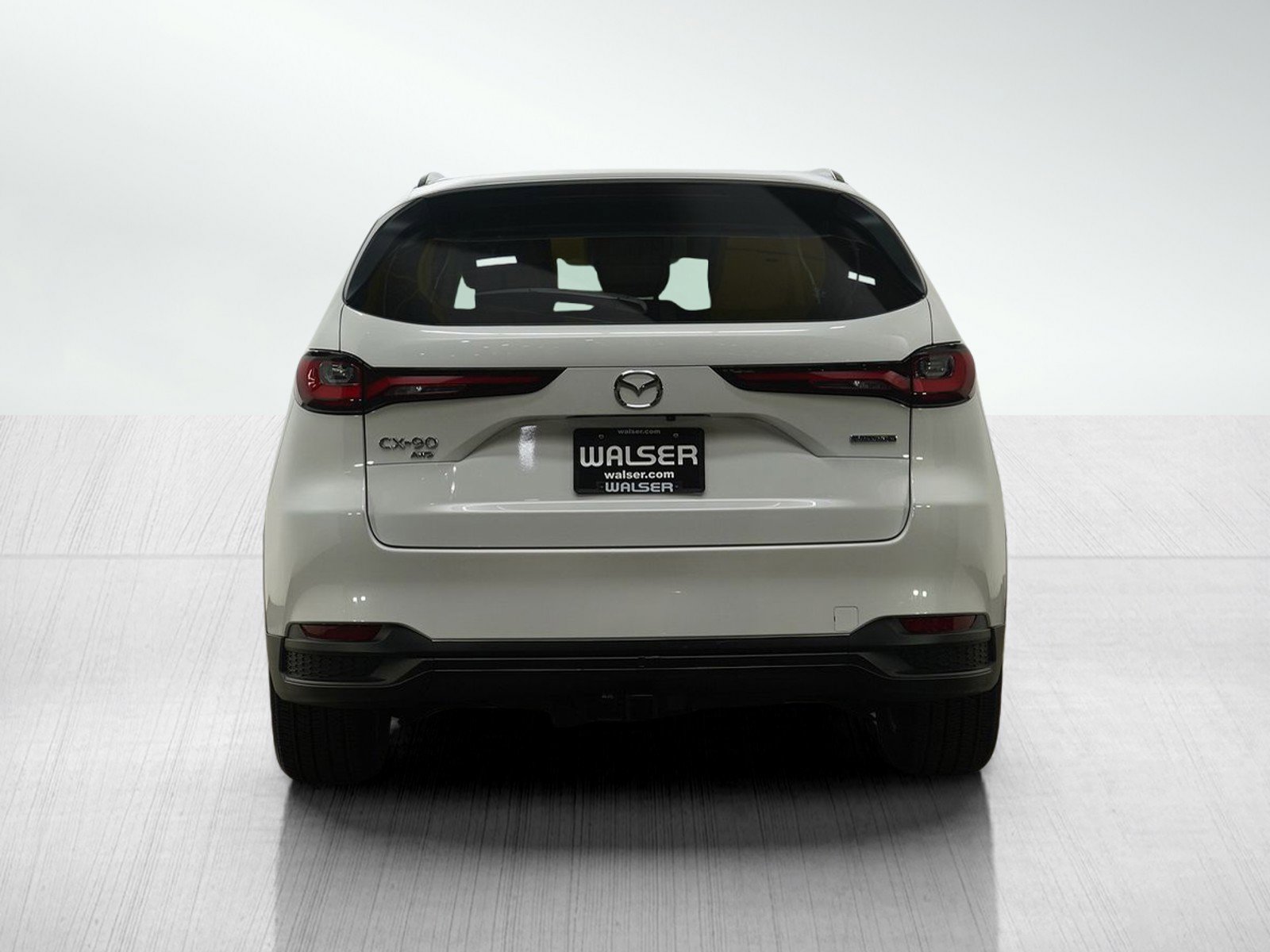 Certified 2024 MAZDA CX-90 3.3 Turbo w/ Preferred Plus image 4