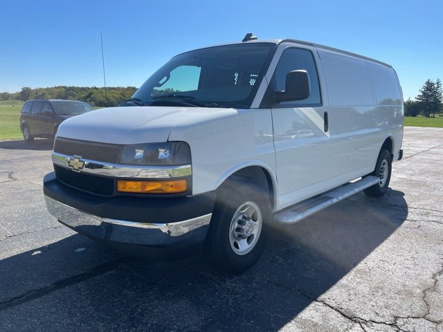 Used 2024 Chevrolet Express 2500 w/ Driver Convenience Package image 3