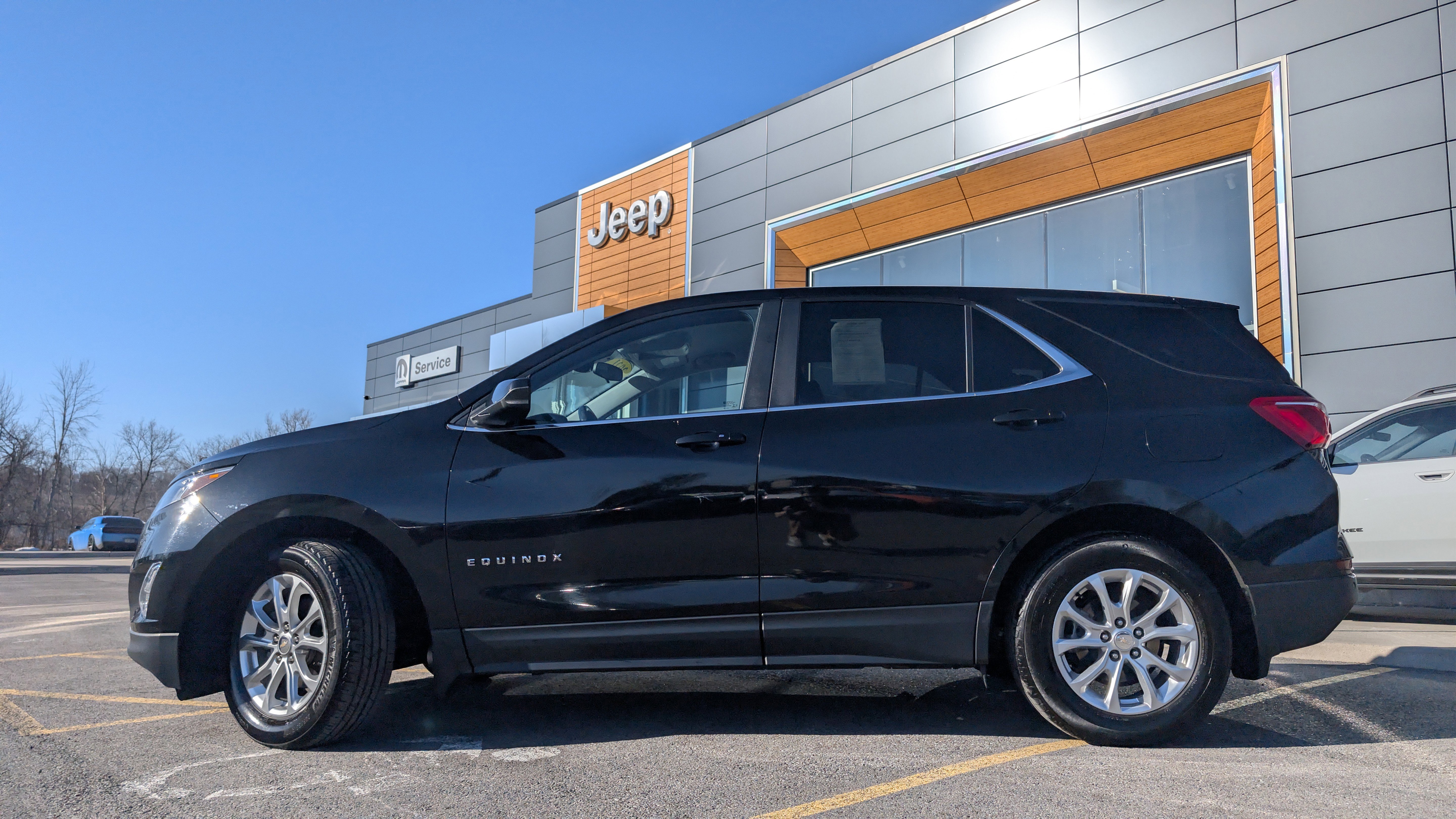 Used 2021 Chevrolet Equinox LT image 8