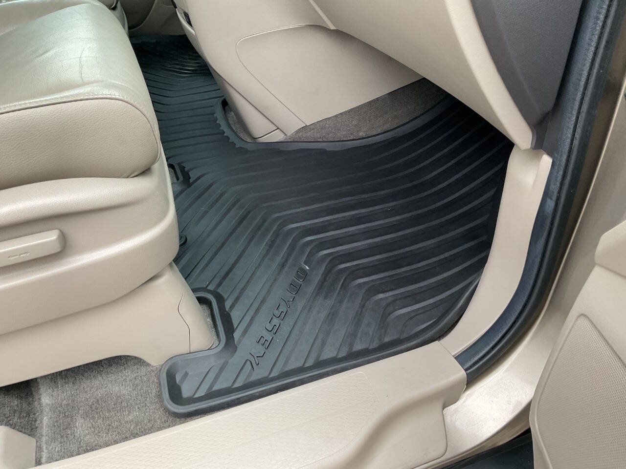 Used 2012 Honda Odyssey EX-L image 45