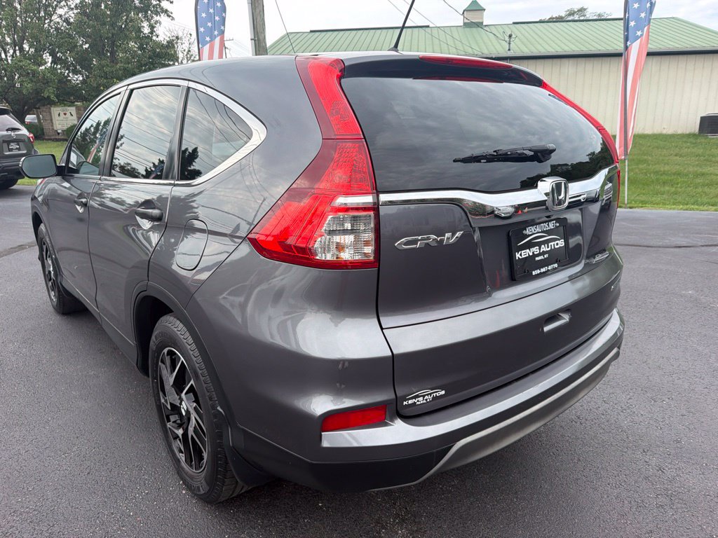 Used 2016 Honda CR-V SE image 7