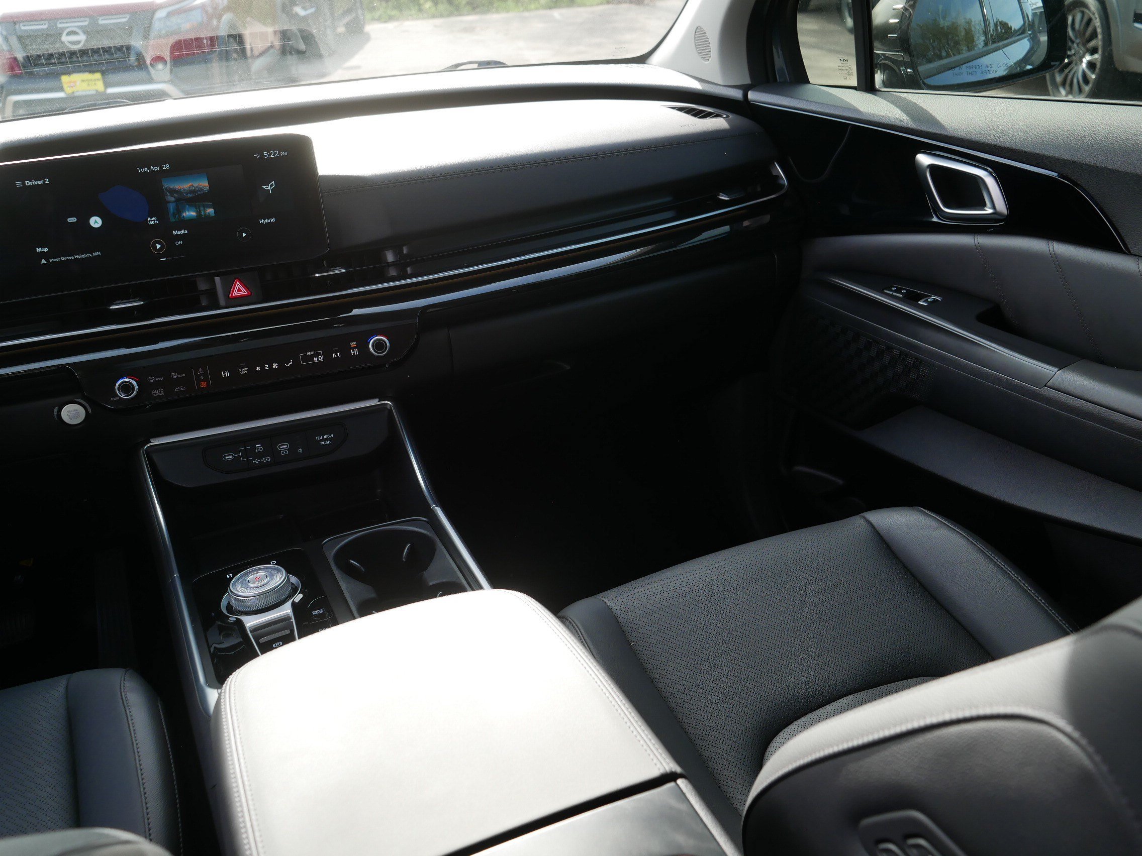 Certified 2025 Kia Carnival SX Prestige FWD image 11