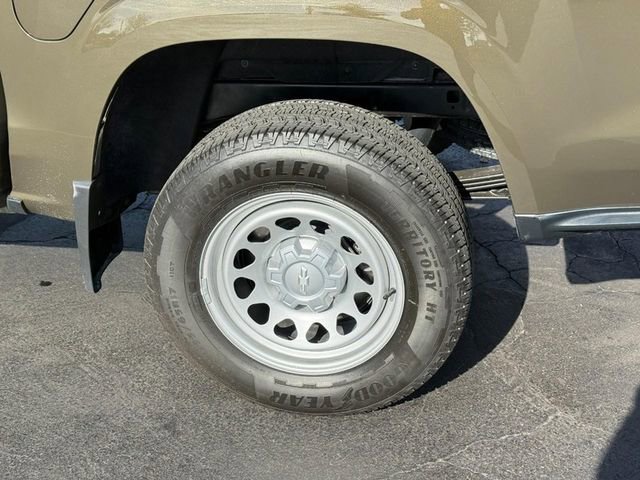 Used 2023 Chevrolet Colorado W/T image 4