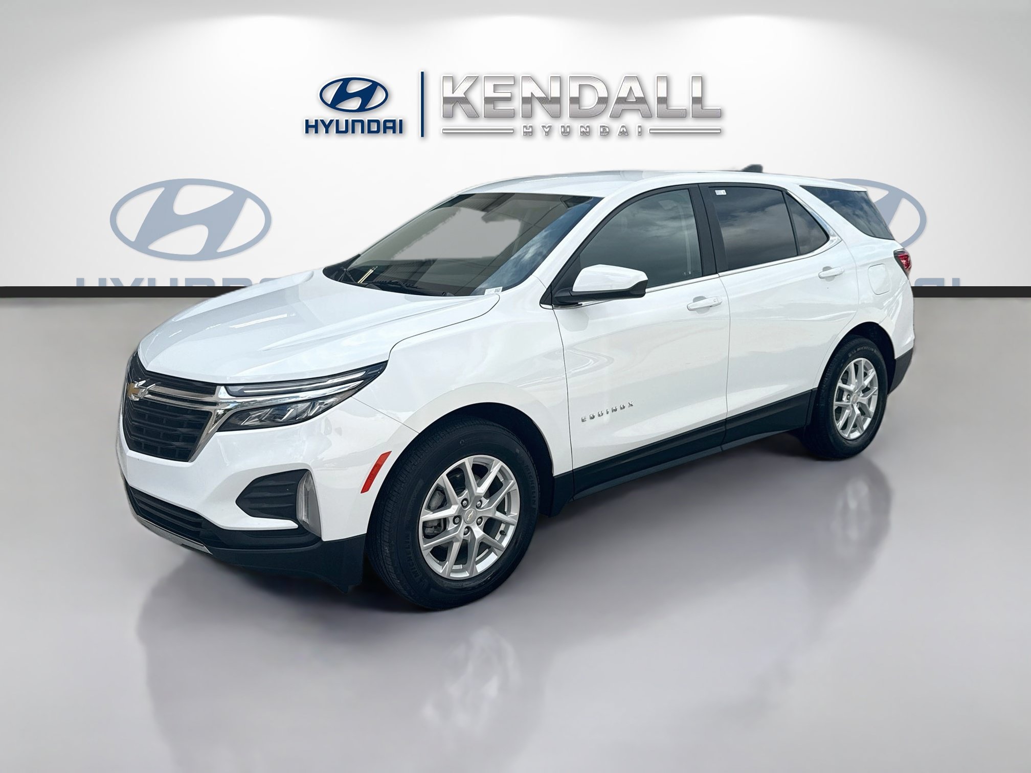 Used 2023 Chevrolet Equinox LT FWD image 3