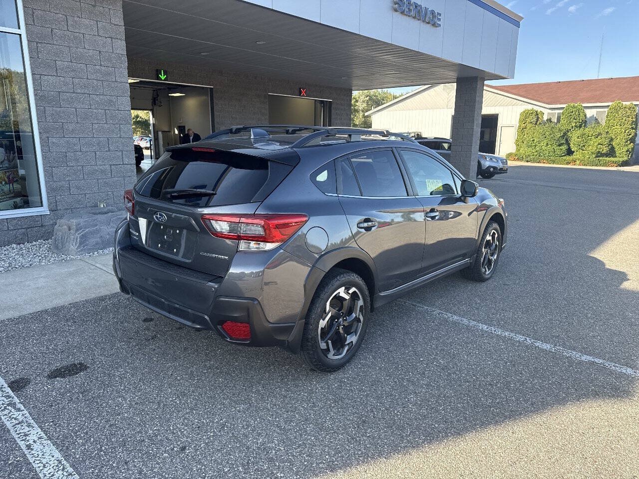 Used 2021 Subaru Crosstrek 2.5i Limited w/ Moonroof Package 1 AWD/4WD image 4