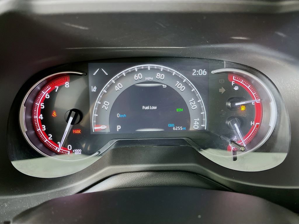 Used 2025 Toyota RAV4 XLE Premium AWD/4WD image 18
