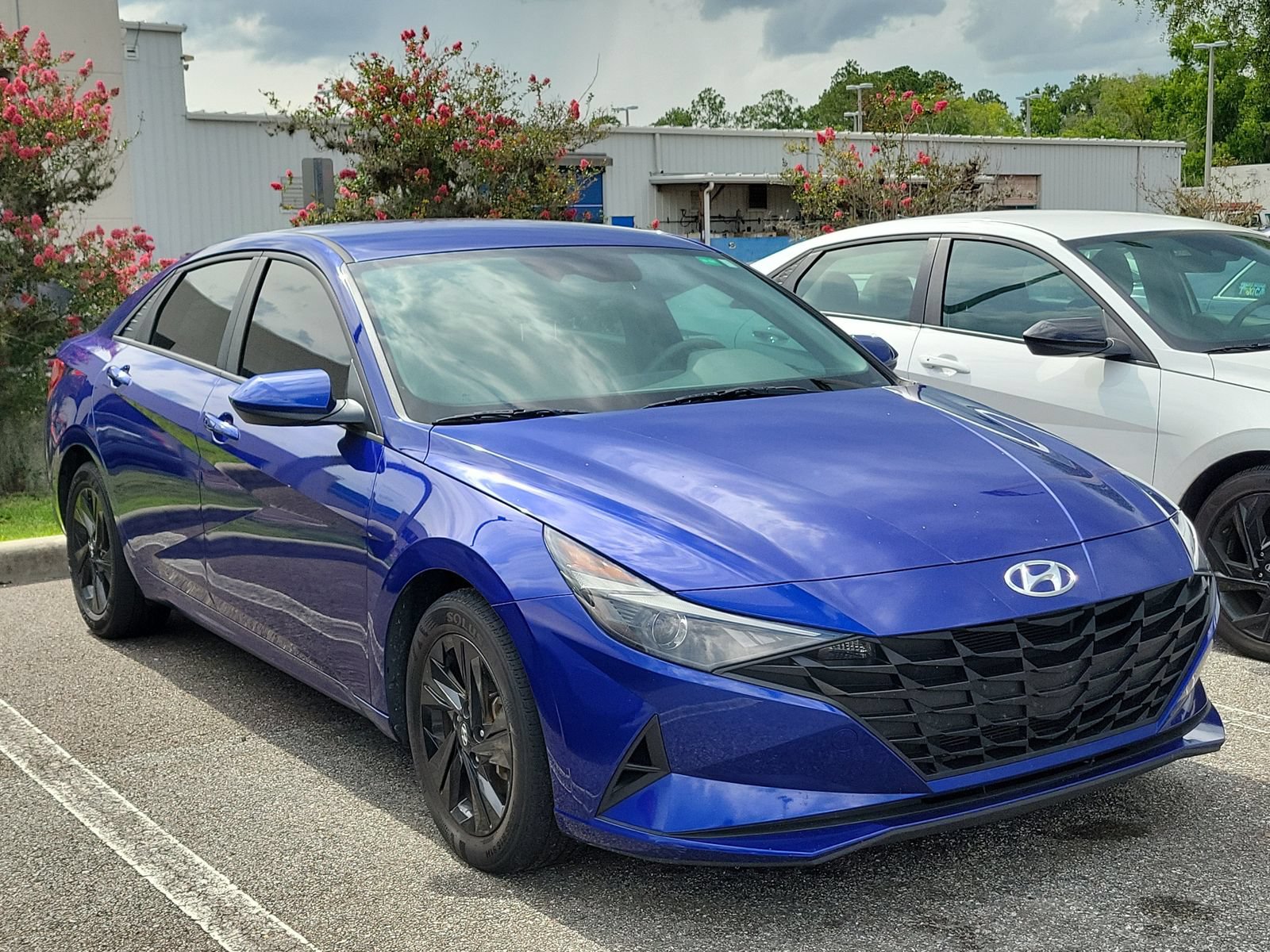 Used 2023 Hyundai Elantra SEL FWD image 1