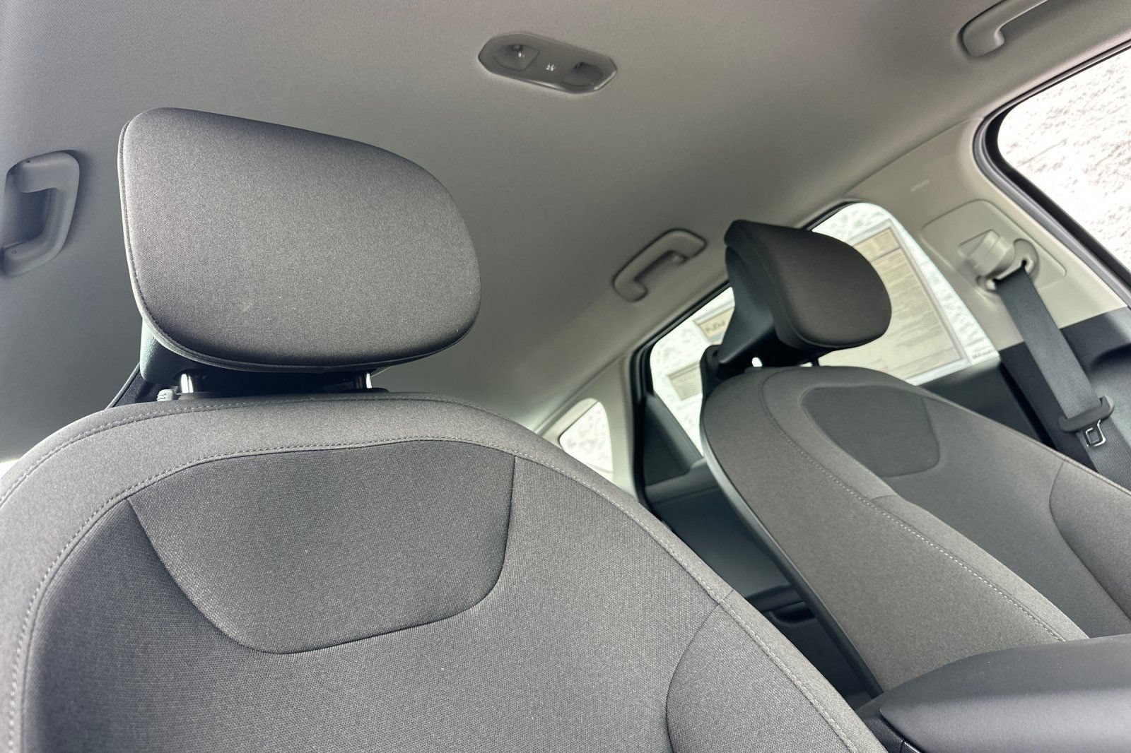 New 2026 Kia K4 FWD image 16