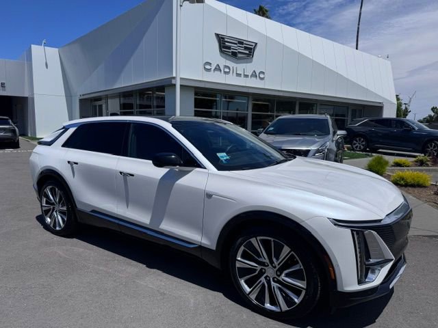Certified 2025 Cadillac Lyriq Luxury w/ LPO, Floor Liner Package