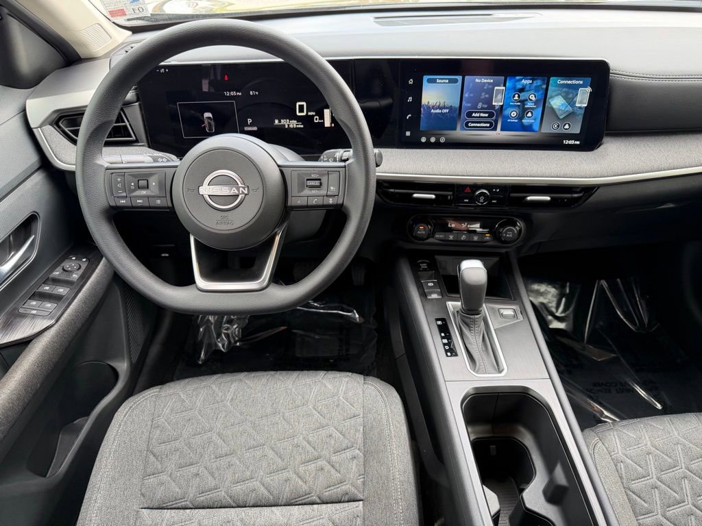 Used 2026 Nissan Kicks SV image 16