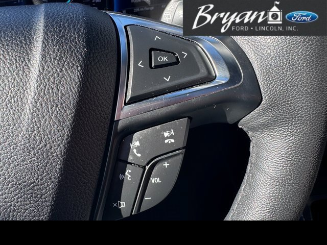 Used 2022 Ford Edge Titanium w/ Equipment Group 301A image 29