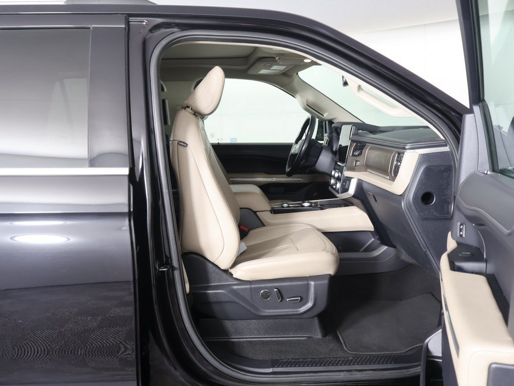 Used 2024 Ford Expedition Max Limited AWD/4WD image 37