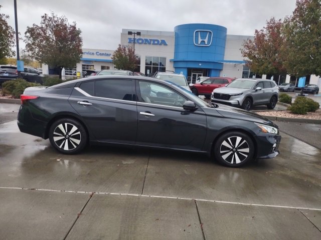 Used 2019 Nissan Altima 2.5 SV image 9