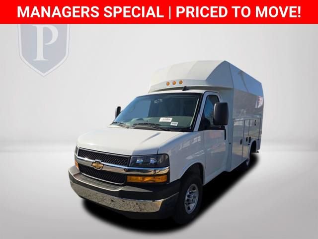 New 2025 Chevrolet Express 3500 w/ Power Convenience Package RWD image 12