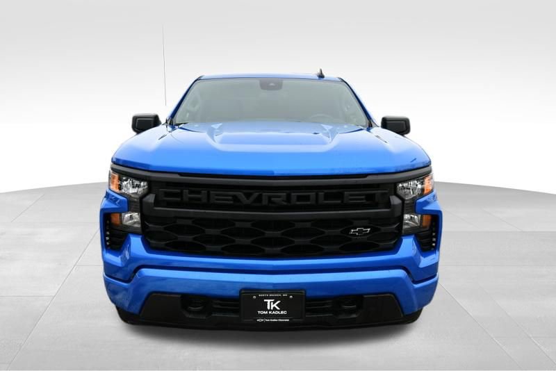 Used 2025 Chevrolet Silverado 1500 Custom w/ LPO, Dark Essentials Package AWD/4WD image 10