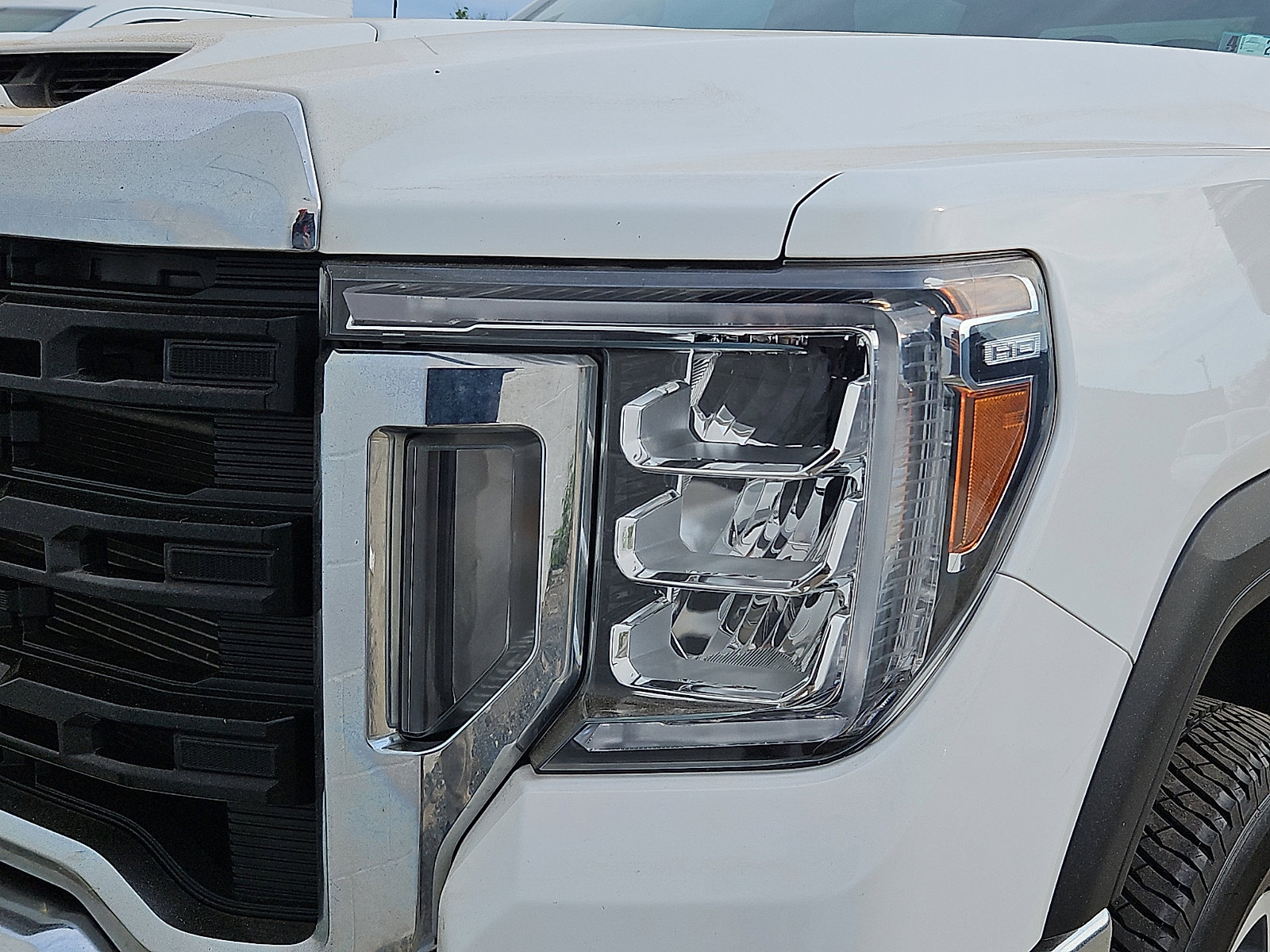 Used 2021 GMC Sierra 3500 4x4 Crew Cab w/ Convenience Package image 4