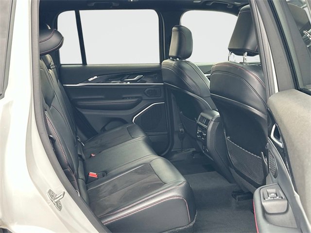 Used 2022 Jeep Grand Cherokee Trailhawk image 21