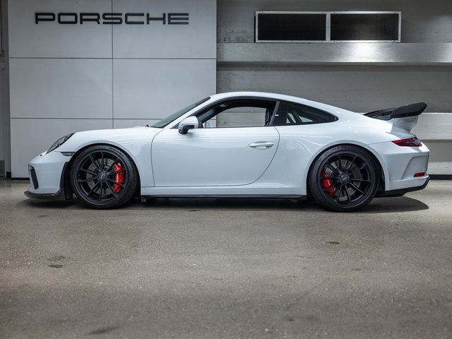 Certified 2018 Porsche 911 GT3 image 2