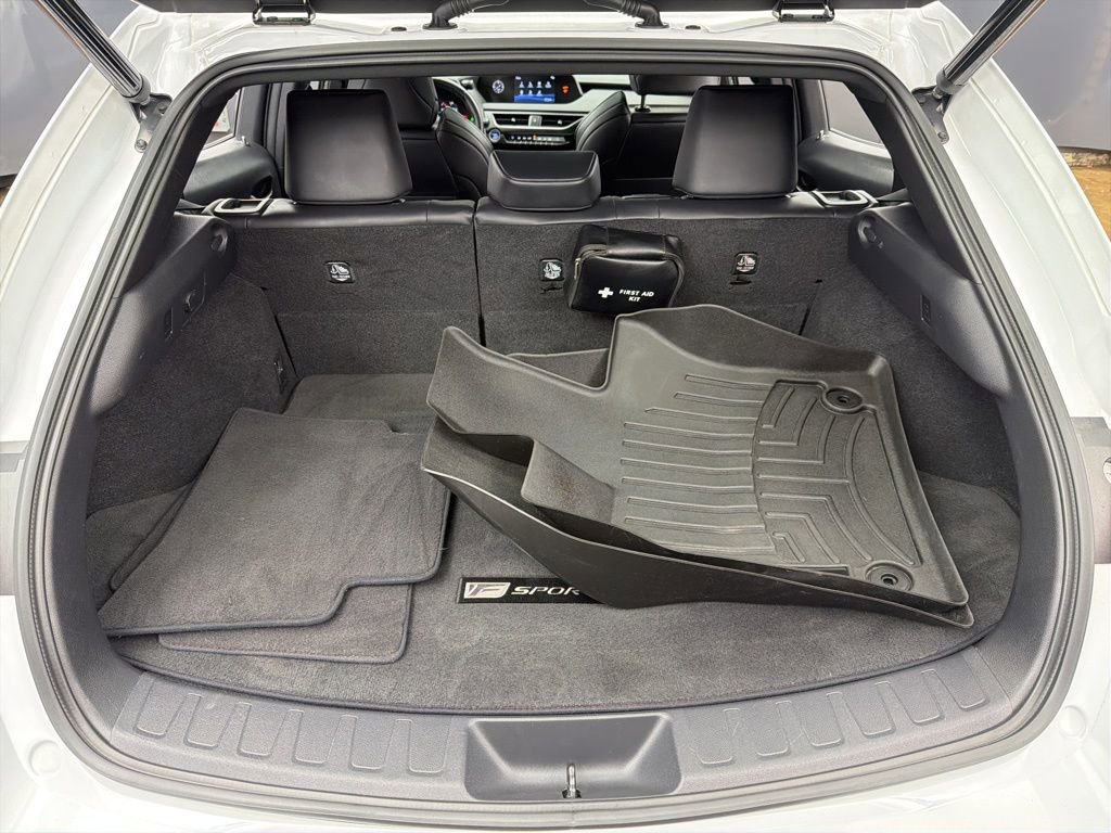 Used 2020 Lexus UX 250h F Sport w/ F Sport Premium Package image 36