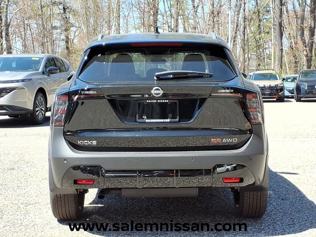 New 2026 Nissan Kicks SR w/ SR Premium Package AWD/4WD image 5