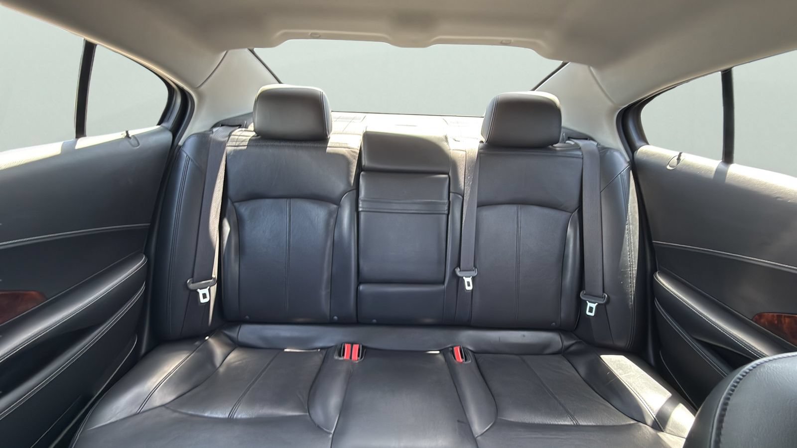 Used 2012 Buick LaCrosse Touring FWD image 25