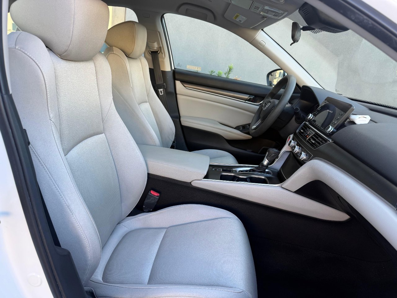 Used 2019 Honda Accord LX image 18