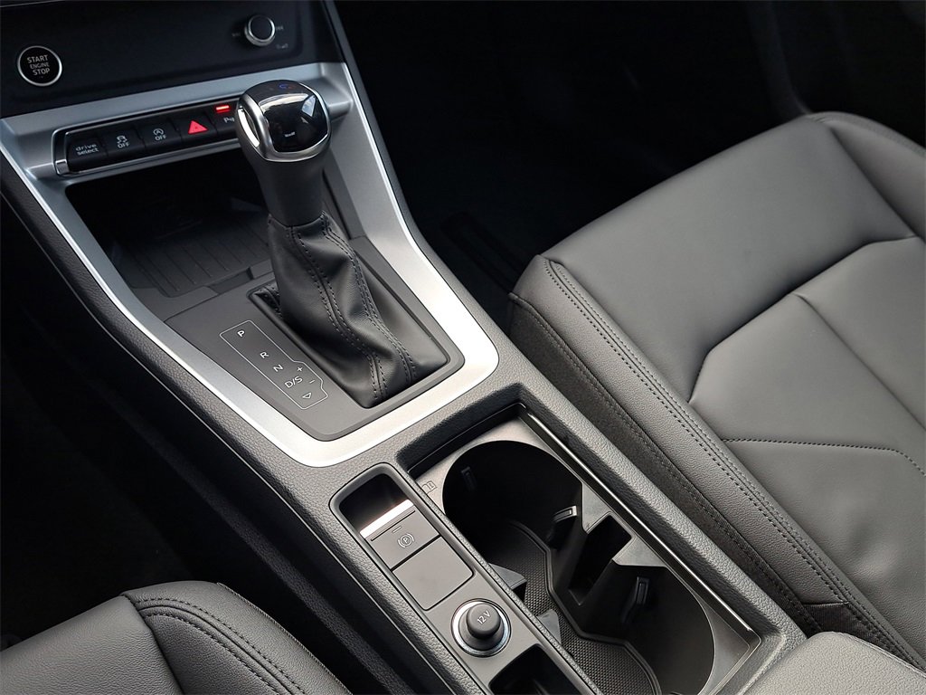 New 2025 Audi Q3 2.0T Premium image 15