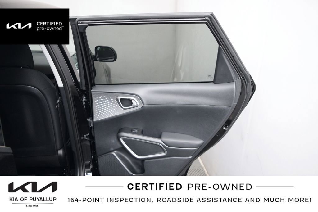 Certified 2025 Kia Soul LX FWD image 14