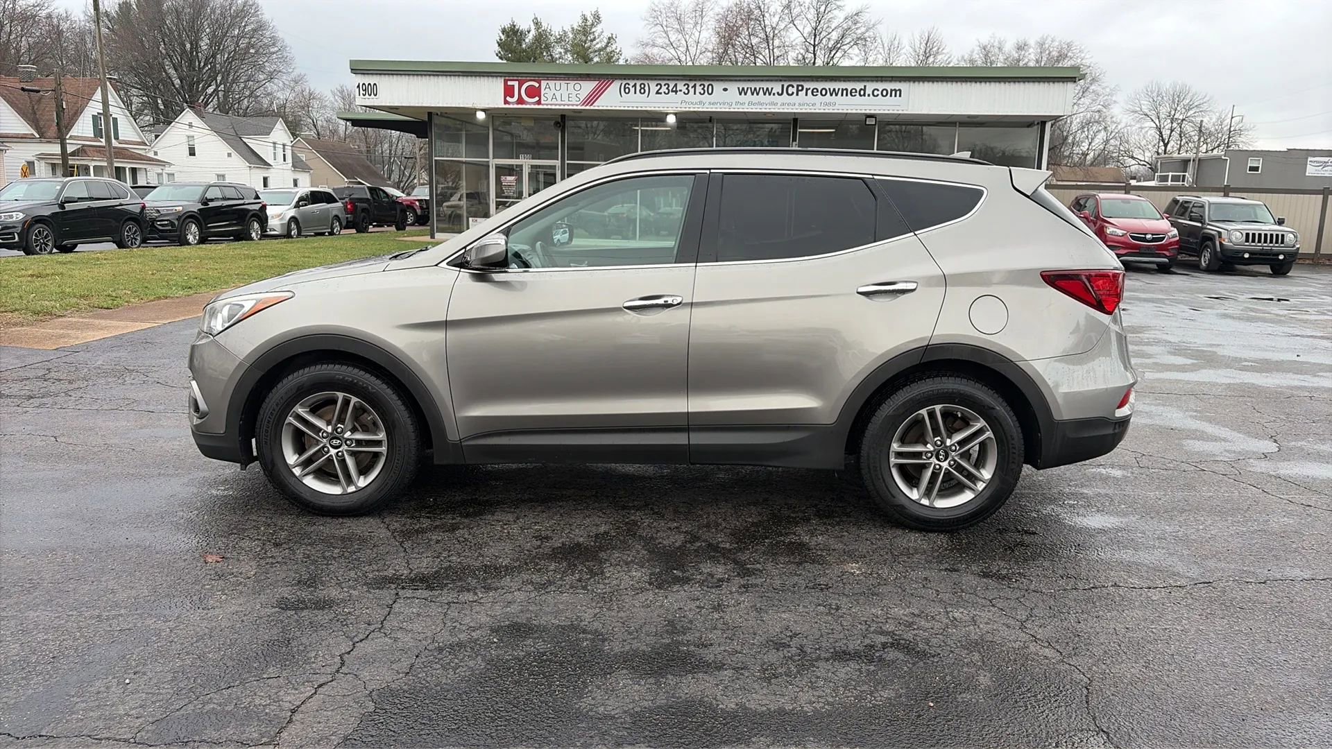 Used 2017 Hyundai Santa Fe Sport image 8