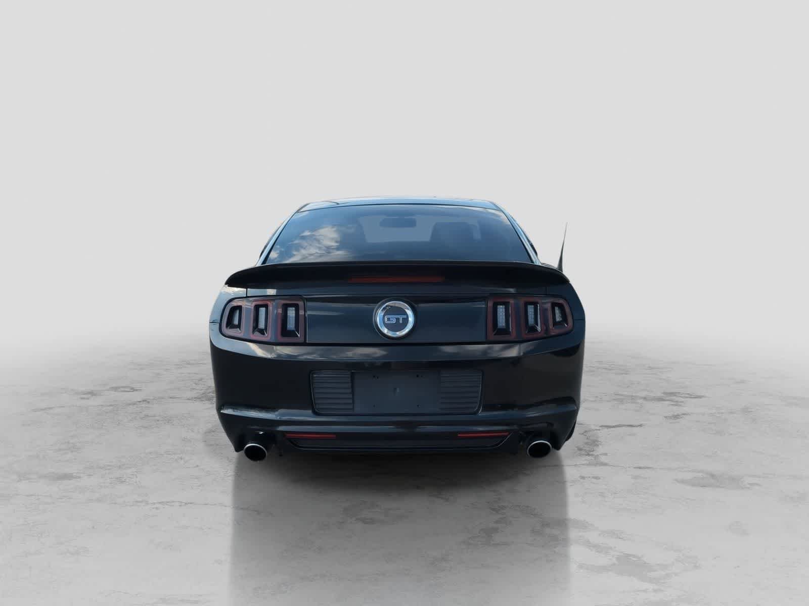 Used 2013 Ford Mustang GT Premium w/ Comfort Pkg RWD image 7