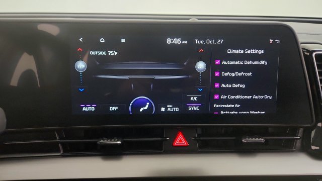 Used 2025 Kia Sportage EX FWD image 71