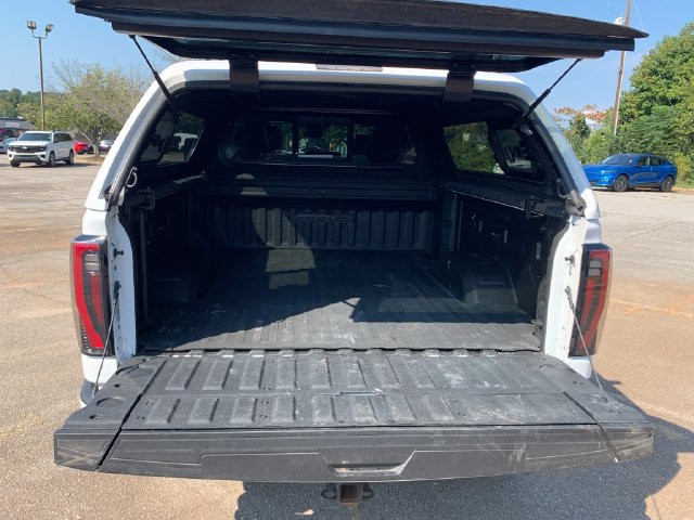 Used 2024 GMC Sierra 2500 AT4 w/ AT4 Premium Plus Package AWD/4WD image 9