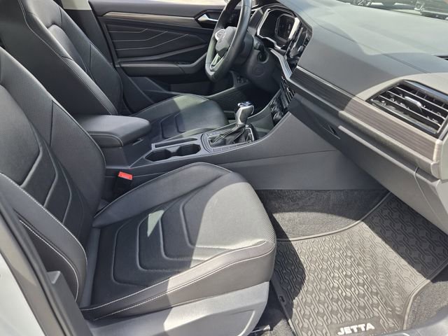 Used 2023 Volkswagen Jetta SEL image 16