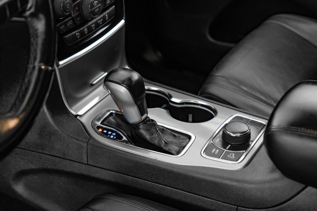 Used 2020 Jeep Grand Cherokee Limited image 22