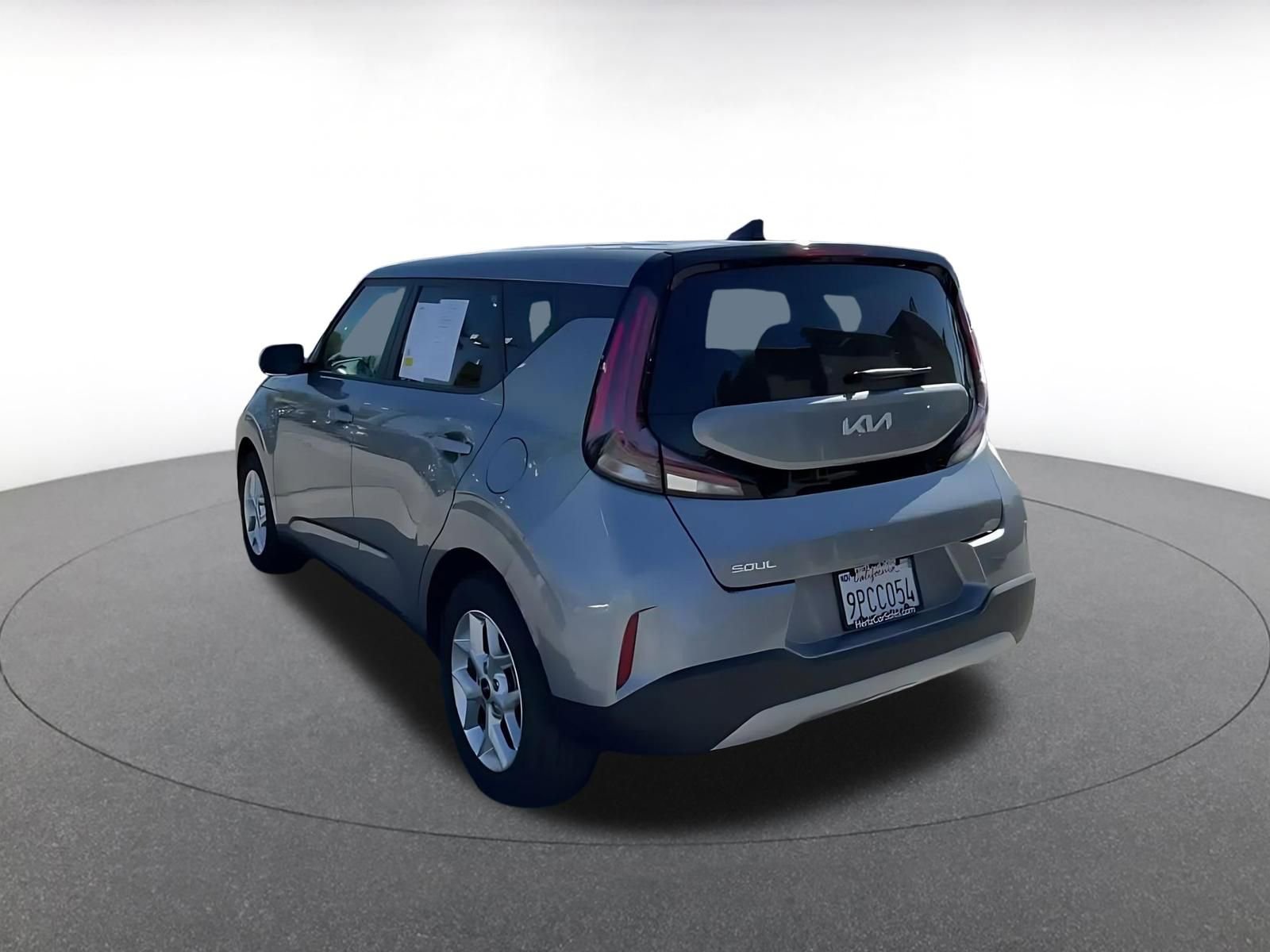 Used 2025 Kia Soul LX w/ LX Technology Package image 11