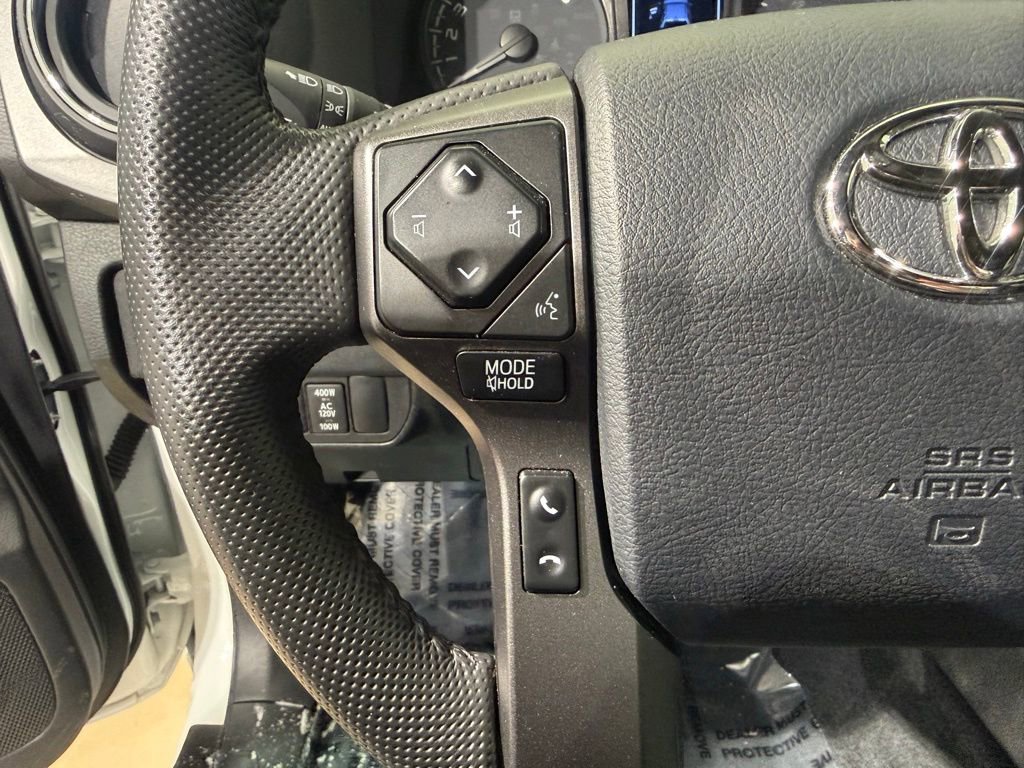 Certified 2023 Toyota Tacoma TRD Off-Road image 23