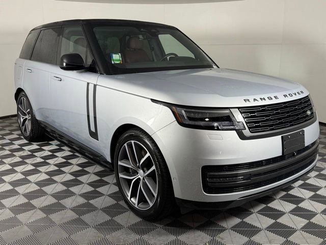 New 2025 Land Rover Range Rover SE image 10