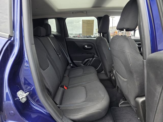 Used 2021 Jeep Renegade Latitude FWD image 28