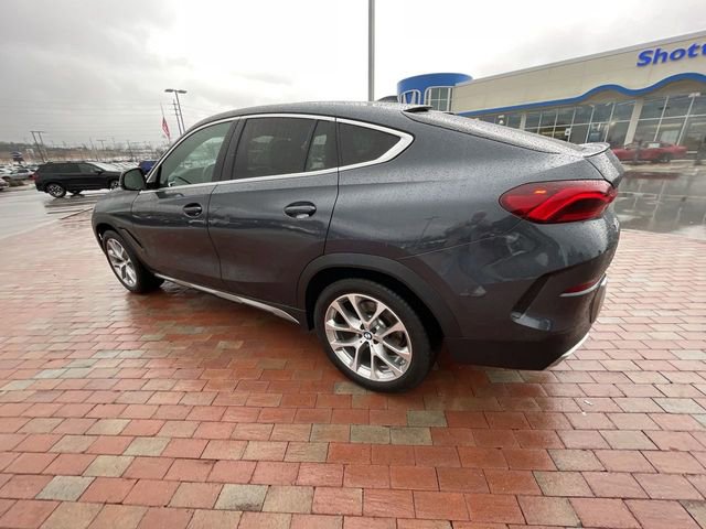 Used 2022 BMW X6 xDrive40i w/ Executive Package image 28