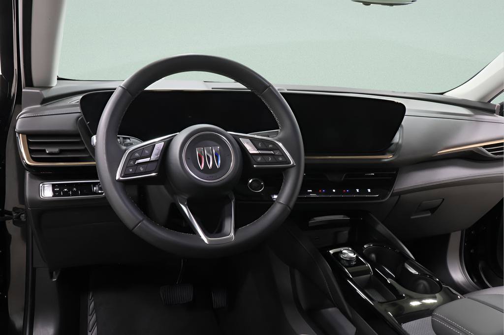 Used 2024 Buick Envision Avenir image 7