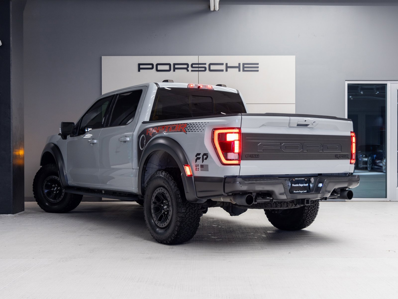 Used 2023 Ford F150 Raptor image 3