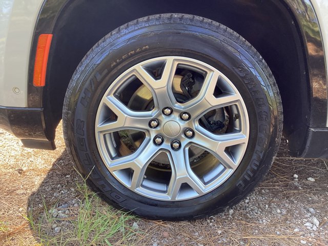 Used 2022 Jeep Wagoneer Series I w/ Premium Group I image 11