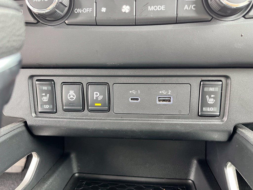 Used 2025 Nissan Frontier SV w/ SV Convenience Package RWD image 27