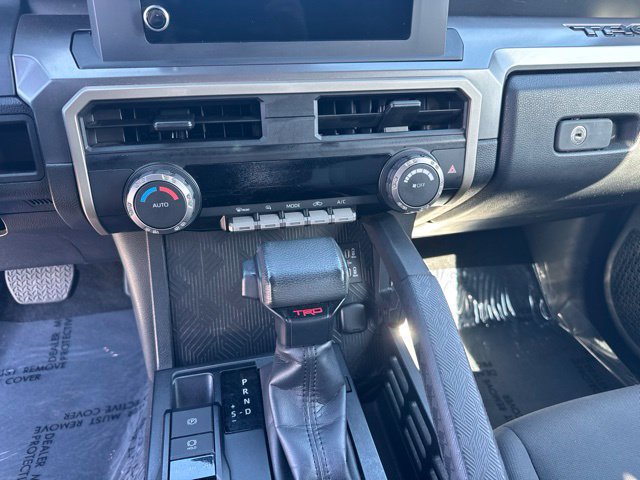 Used 2024 Toyota Tacoma TRD Off-Road AWD/4WD image 27