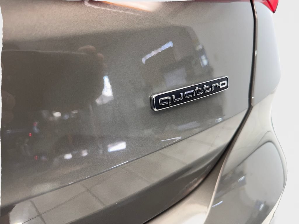 Used 2024 Audi Q3 2.0T Premium AWD/4WD image 24
