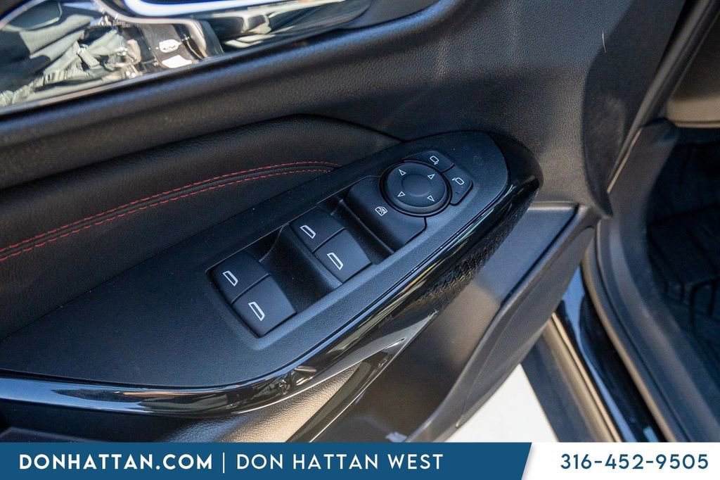 Used 2025 Chevrolet Trax RS w/ Driver Confidence Package FWD image 15