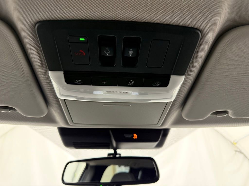 Used 2024 Mitsubishi Outlander SEL Black Edition image 43