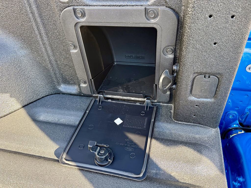 New 2025 Ford Maverick Lobo image 16